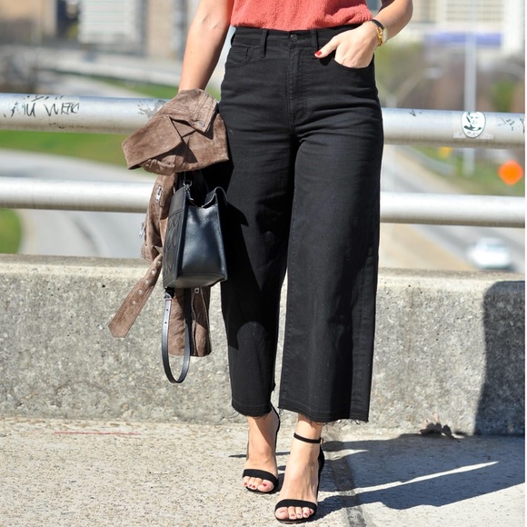 wide leg crop black jeans